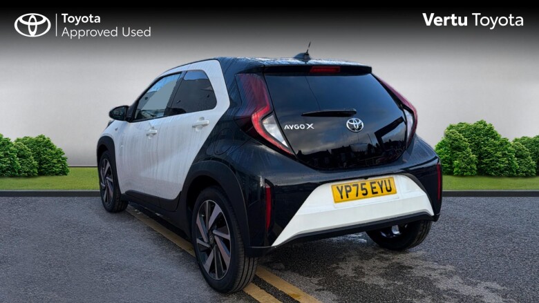 Toyota Aygo X 1.0 VVT-i Edge 5dr Petrol Hatchback